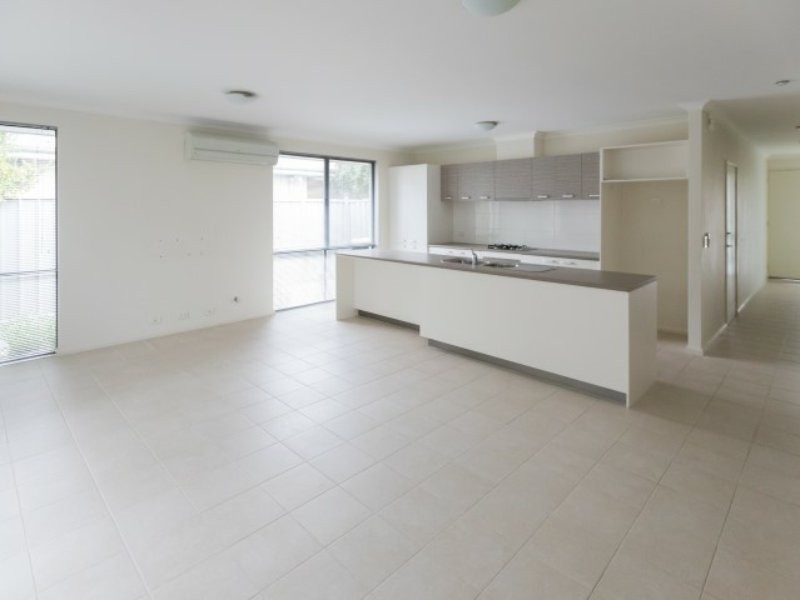 7a Florizel Street, Coolbellup WA 6163