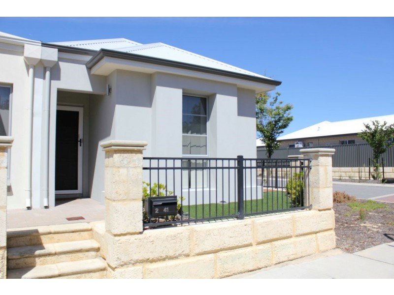 2/41 Bellazario Promenade, Aveley WA 6069