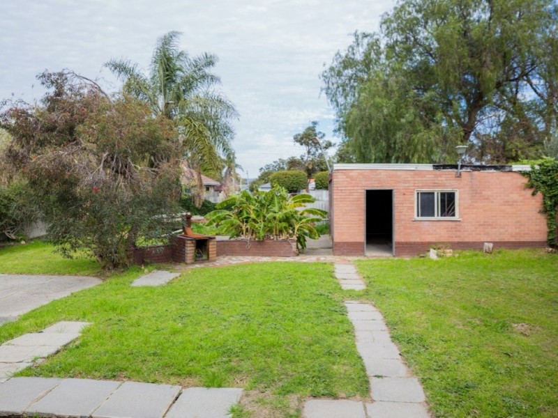 86 Lacey Street, Beckenham WA 6107