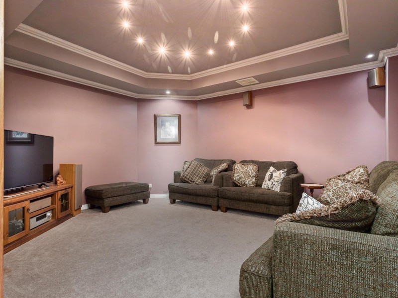 22 Chivalry Way, Atwell WA 6164