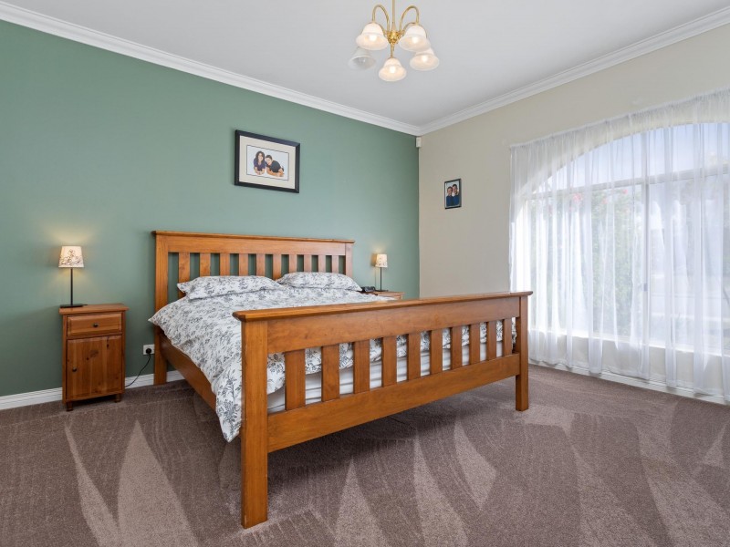 22 Chivalry Way, Atwell WA 6164