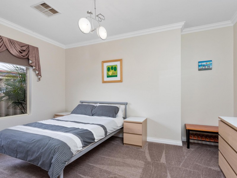 22 Chivalry Way, Atwell WA 6164