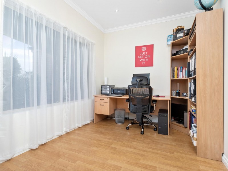 22 Chivalry Way, Atwell WA 6164