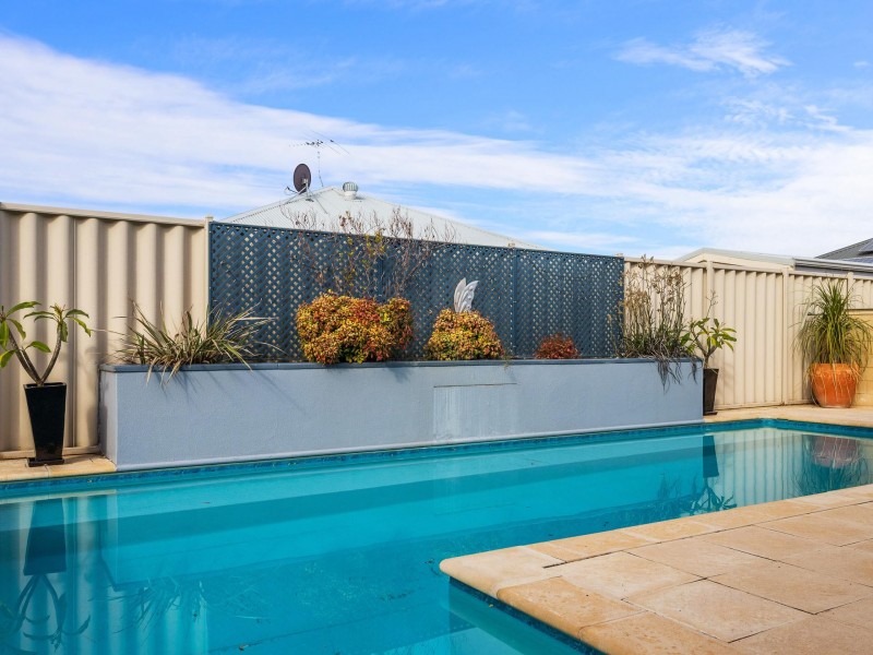 22 Chivalry Way, Atwell WA 6164