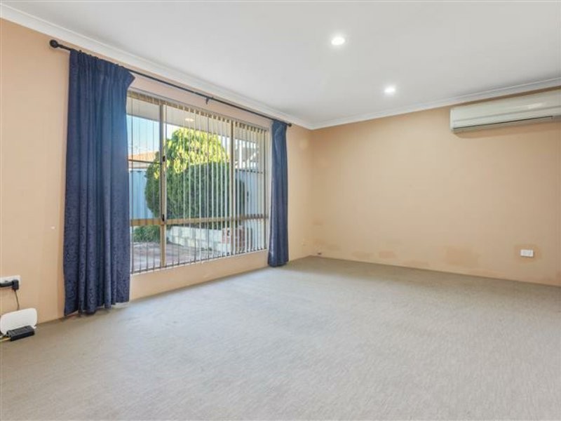 7b Medlar Grove, South Lake WA 6164