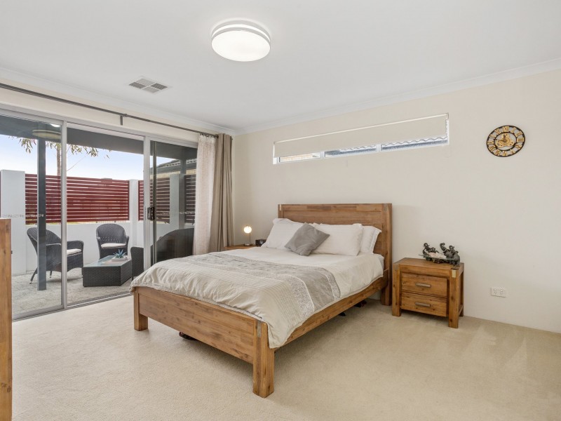 9 Montpellier Way, Piara Waters WA 6112