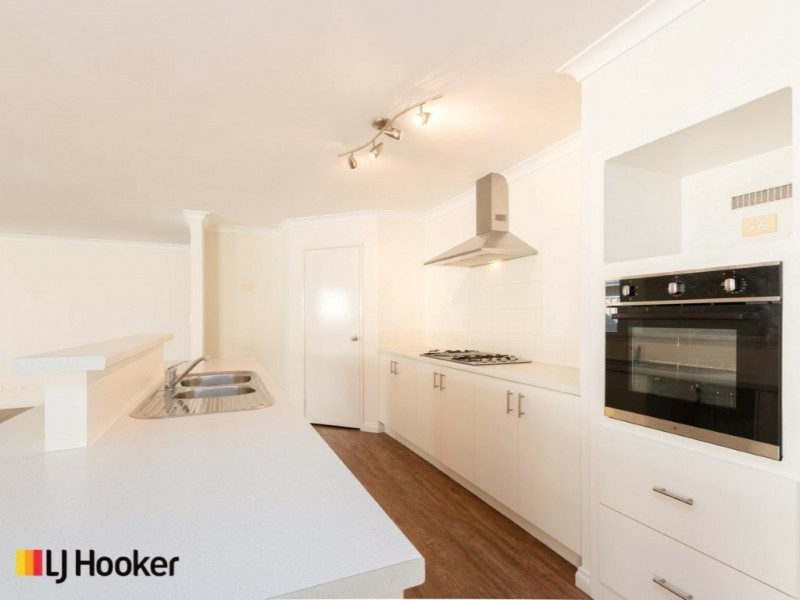 31 Frankenia Turn, Success WA 6164