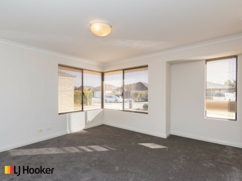 31 Frankenia Turn, Success WA 6164