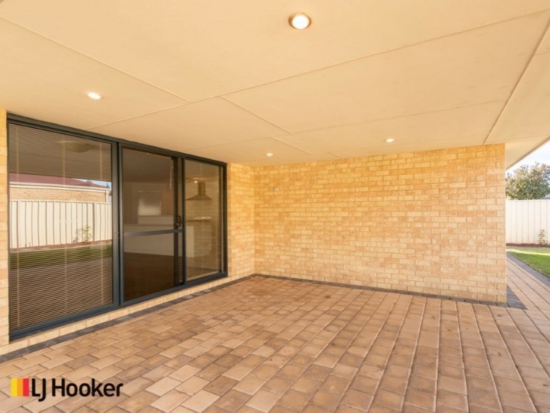 31 Frankenia Turn, Success WA 6164