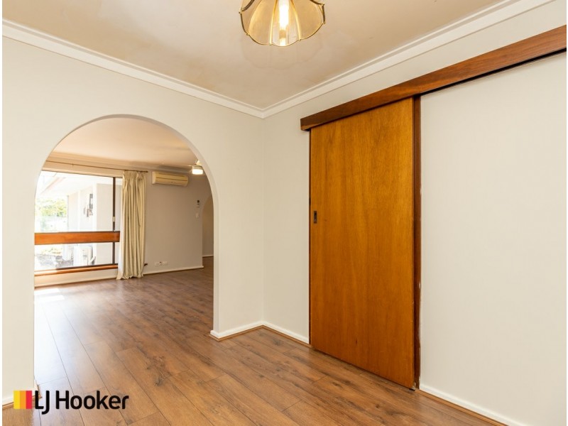 14 Benzie Way, Parkwood WA 6147