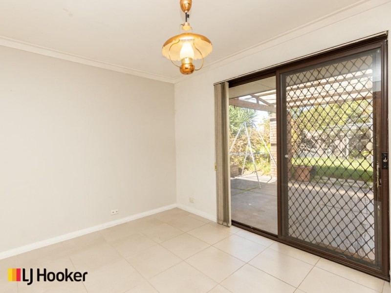 14 Benzie Way, Parkwood WA 6147