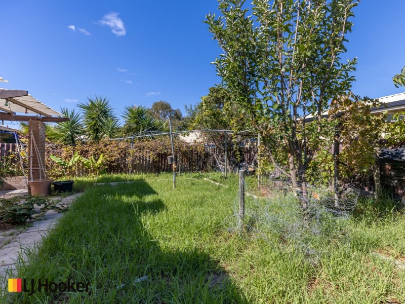 14 Benzie Way, Parkwood WA 6147