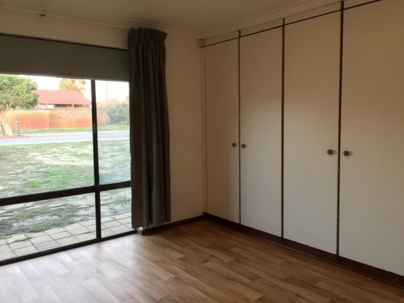 14 Adroit Street, Riverton WA 6148