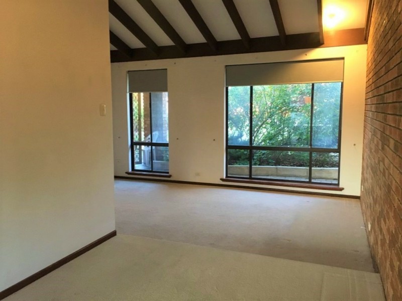 14 Adroit Street, Riverton WA 6148