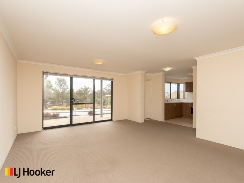 35 Mariposa Gardens, Success WA 6164