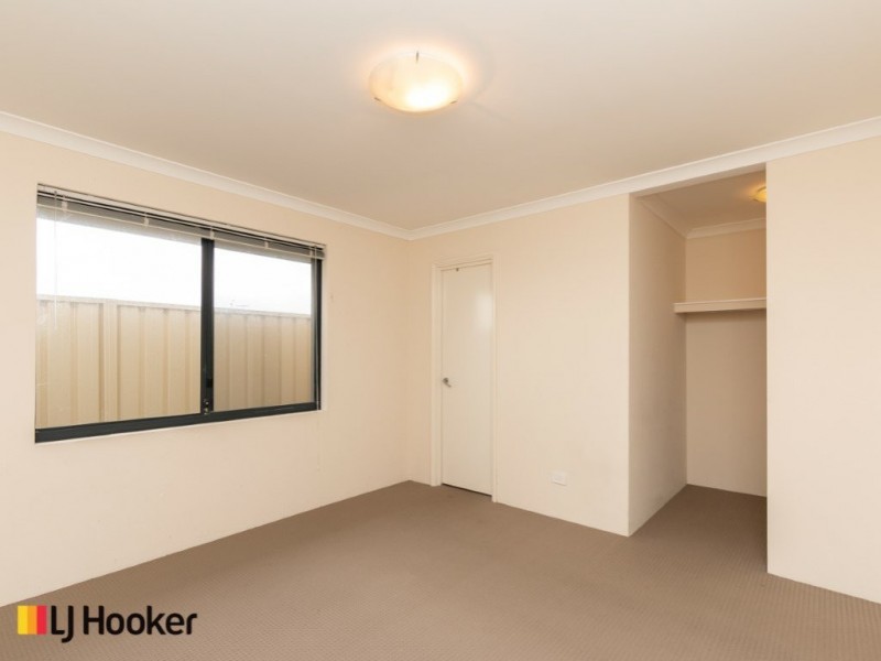 35 Mariposa Gardens, Success WA 6164