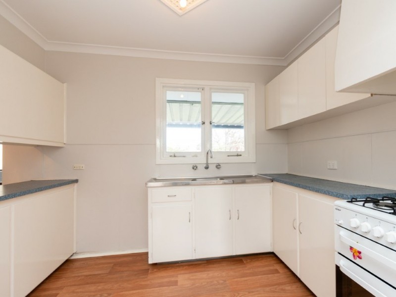 11 Simons Way, Langford WA 6147