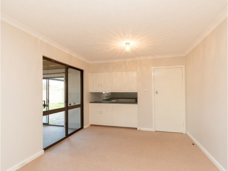 11 Simons Way, Langford WA 6147