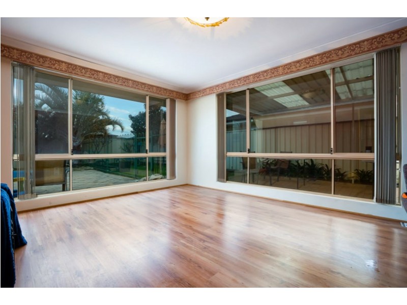 12 Marav Court, Success WA 6164