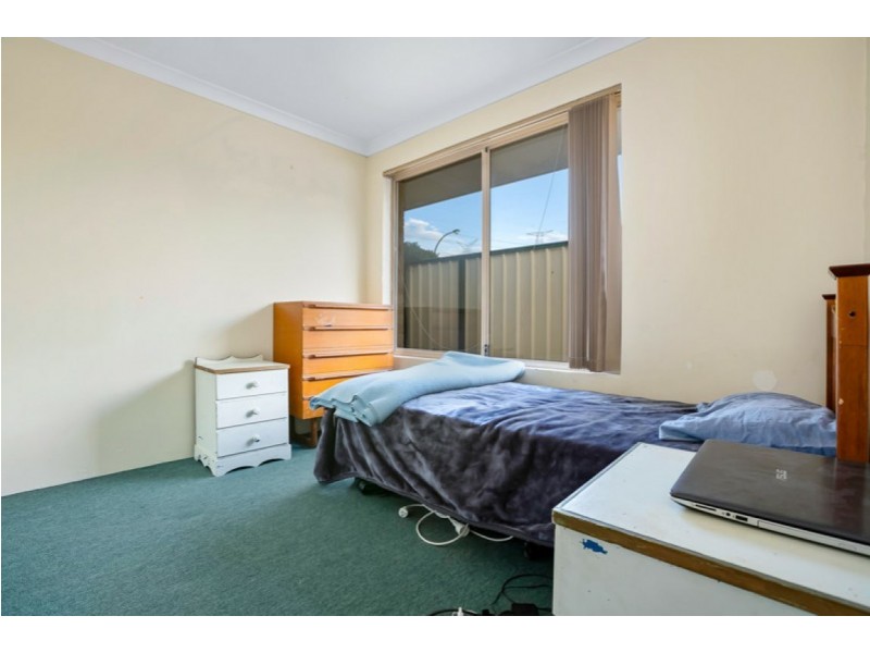 12 Marav Court, Success WA 6164