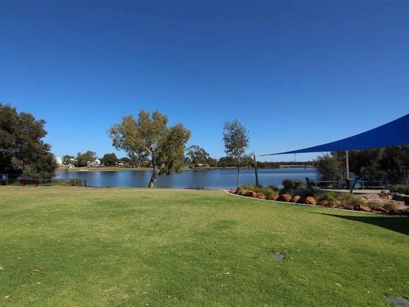 1/453 Riverton Drive, Riverton WA 6148