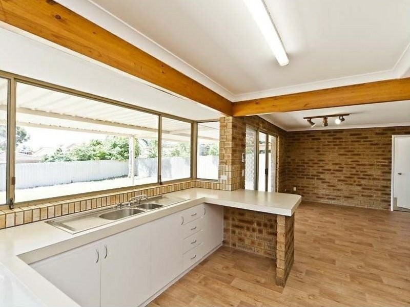 91 Elderberry Drive, South Lake WA 6164