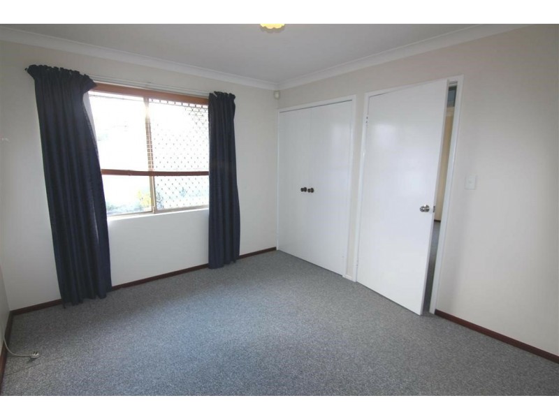 7/8 Neon Close, Parkwood WA 6147