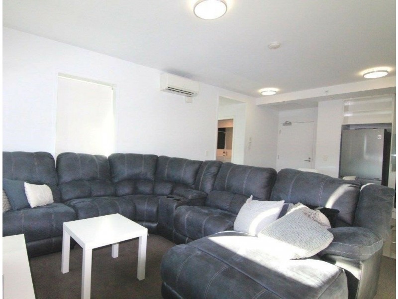 101/17 Malata Crescent, Success WA 6164