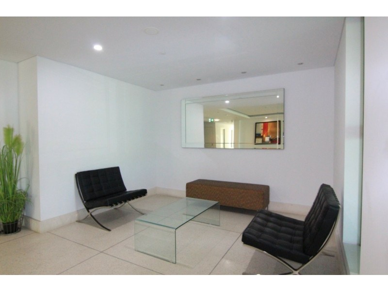 101/17 Malata Crescent, Success WA 6164