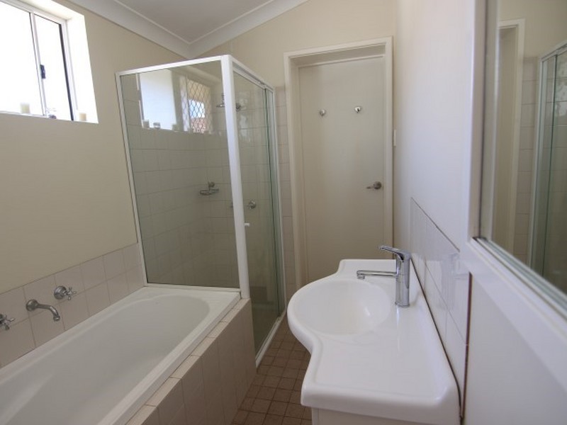 176 Manning Road, Wilson WA 6107