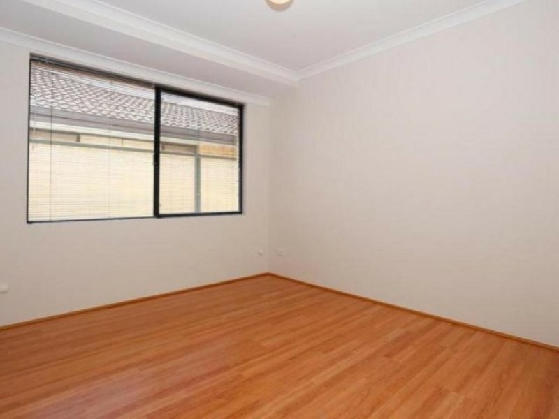 9 Domain Circle, Success WA 6164