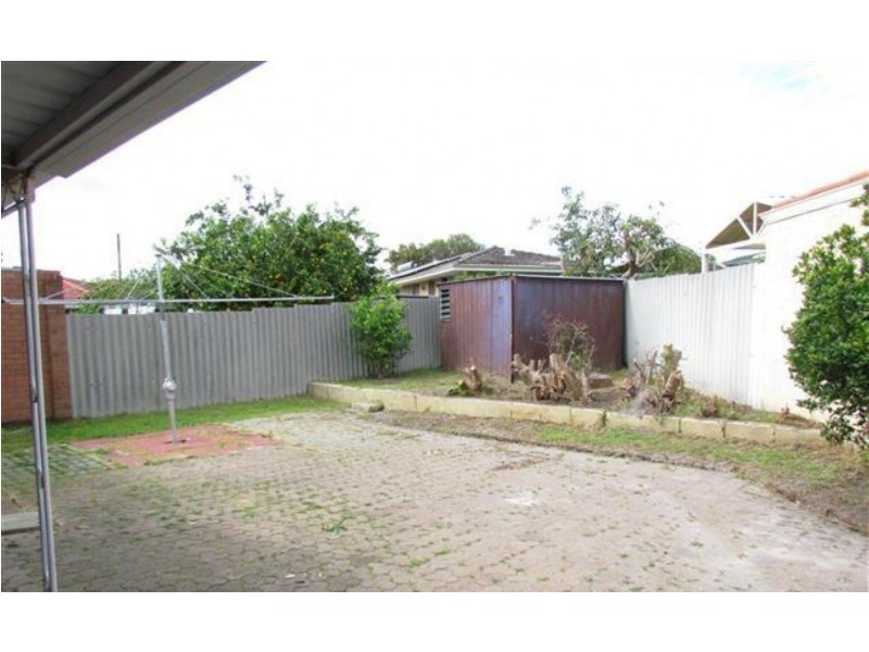 6B Kalangedy Drive, Riverton WA 6148