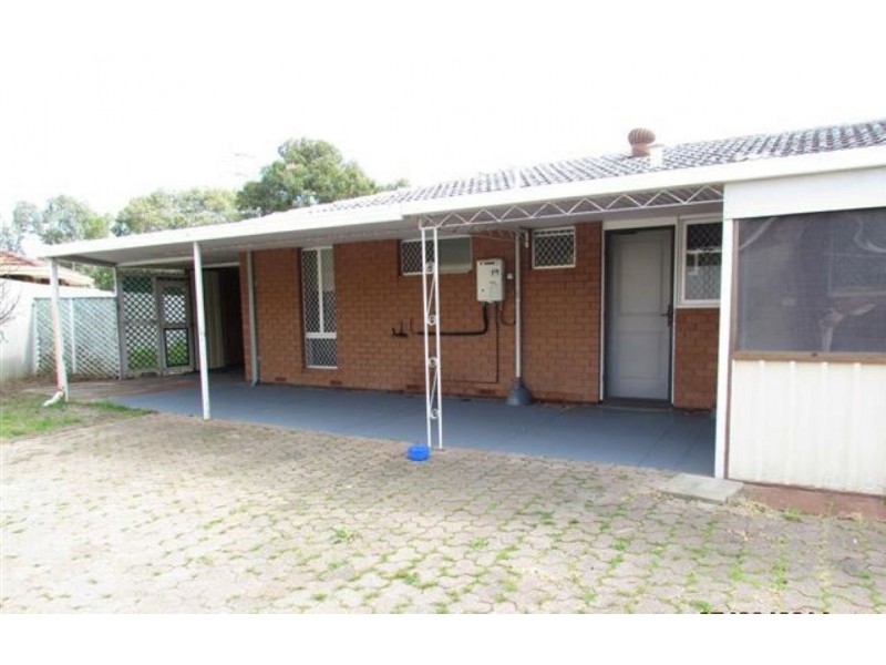 6B Kalangedy Drive, Riverton WA 6148