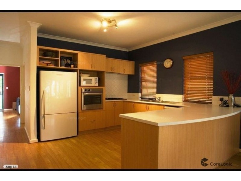 12a Peplar Avenue, Salter Point WA 6152