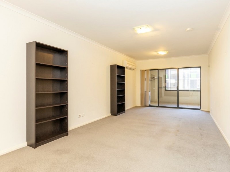 23/9 Linkage Avenue, Cockburn Central WA 6164