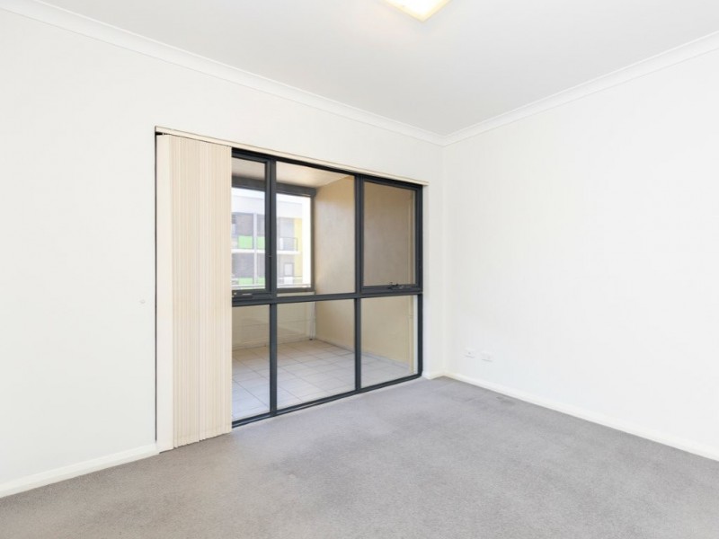 23/9 Linkage Avenue, Cockburn Central WA 6164