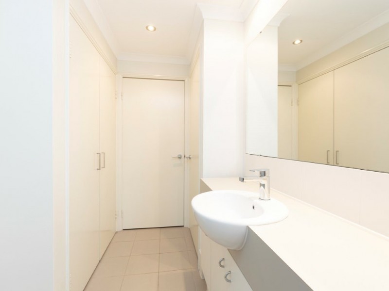 23/9 Linkage Avenue, Cockburn Central WA 6164