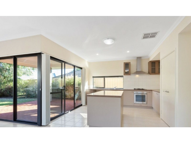 7 Platypus Parkway, Beeliar WA 6164