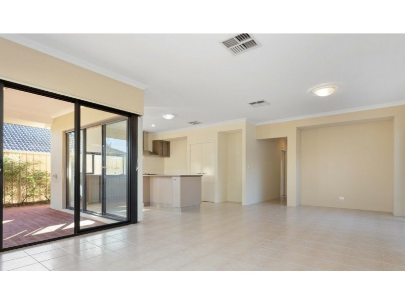 7 Platypus Parkway, Beeliar WA 6164