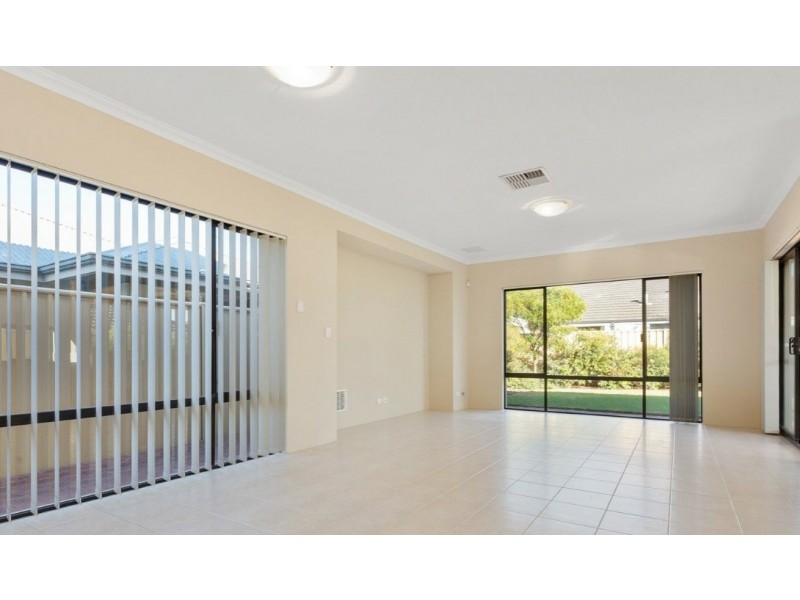 7 Platypus Parkway, Beeliar WA 6164