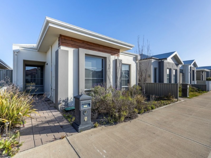 5 Geikie Glade, Wandi WA 6167