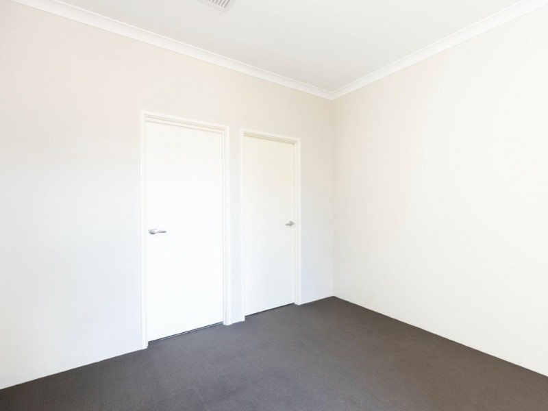 5 Geikie Glade, Wandi WA 6167