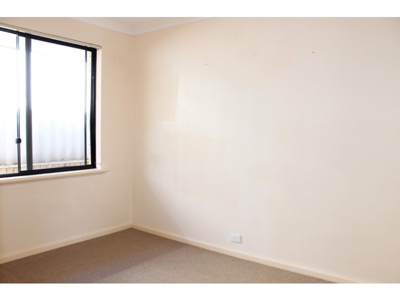 Villa 1/47 King Street, Coogee WA 6166