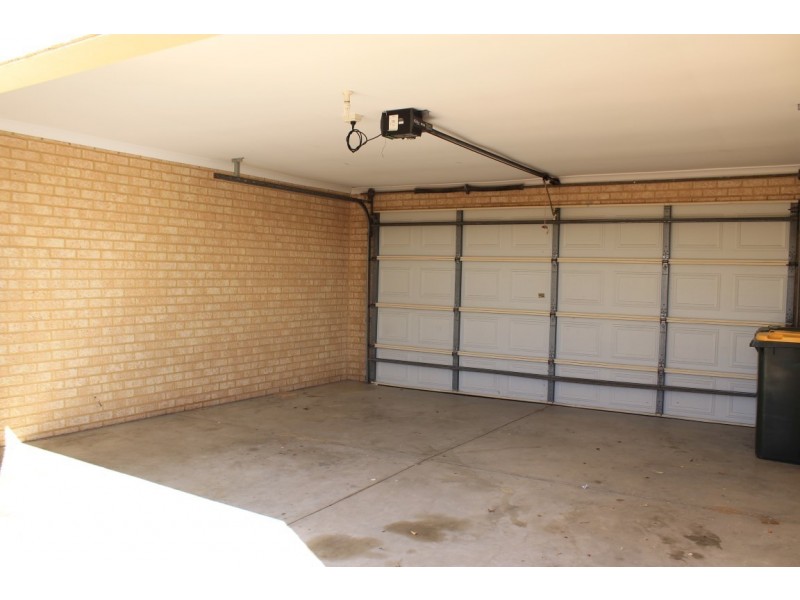 Villa 1/47 King Street, Coogee WA 6166