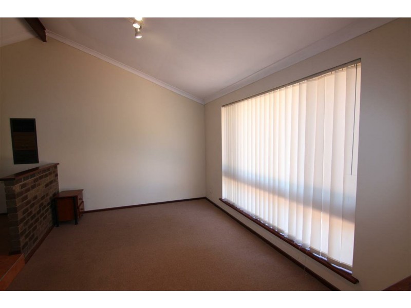 11 Elderberry Drive, Parkwood WA 6147