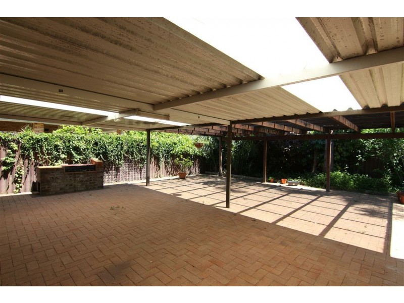 11 Elderberry Drive, Parkwood WA 6147