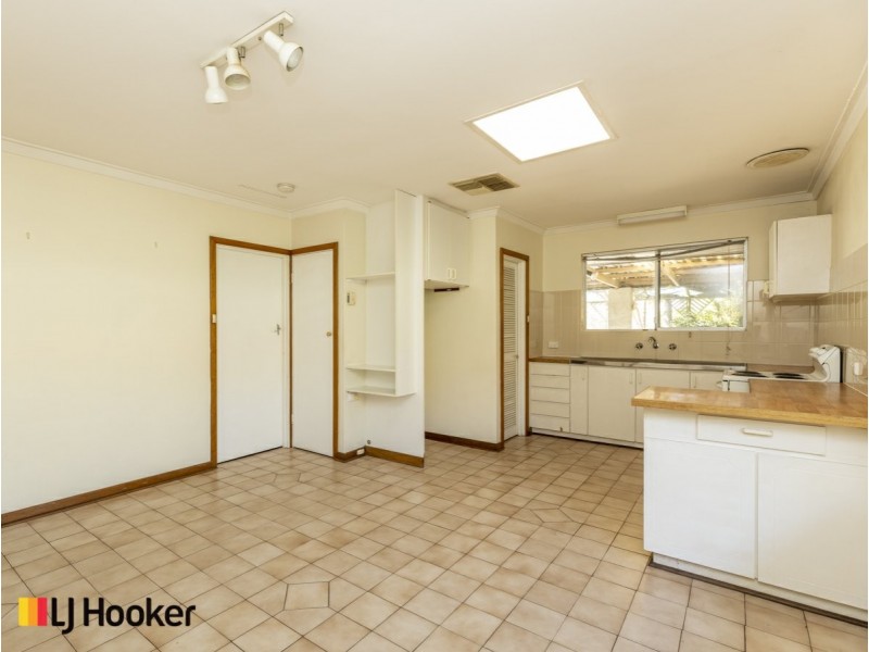 26 Vesta Crescent, Shelley WA 6148