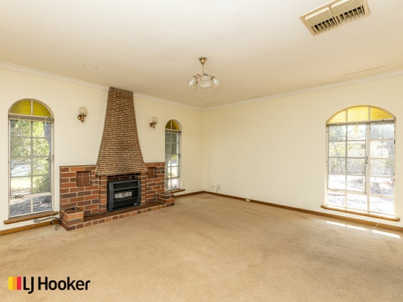 26 Vesta Crescent, Shelley WA 6148