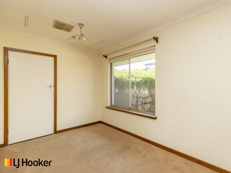 26 Vesta Crescent, Shelley WA 6148