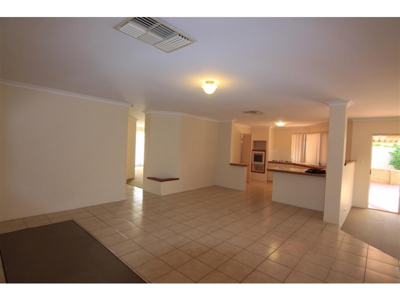 13 Young Lane, Parkwood WA 6147